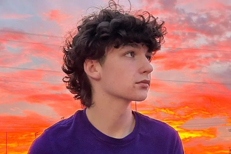 AI Sextortion Scam Leads to Tragedy: Kentucky Teen Takes Own Life After Blackmail with Fake Nude Photos